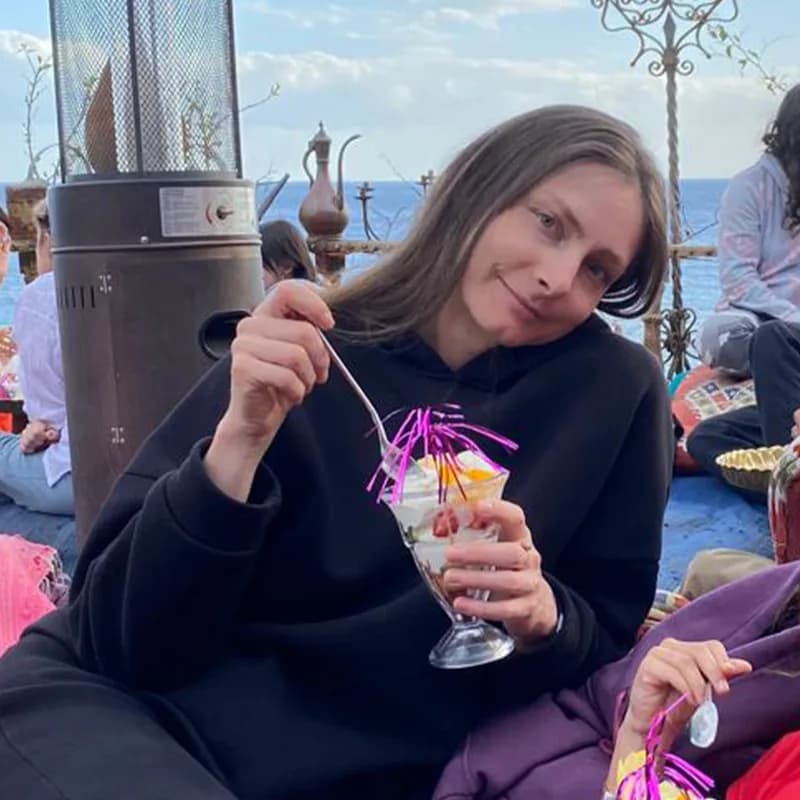 Дементьева Марина — Менеджер по работе с клиентами